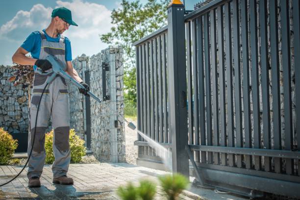 Best Pool Deck Cleaning  in Chicago, IL