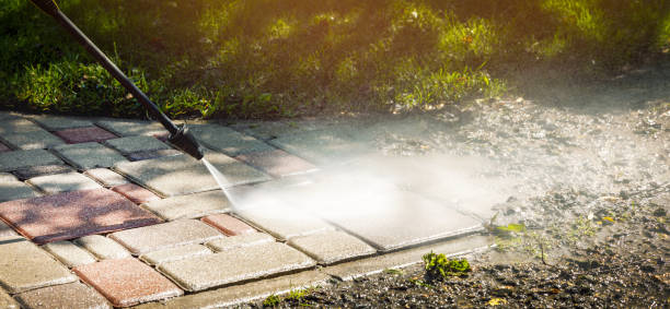 Best Playground Equipment Cleaning  in Chicago, IL